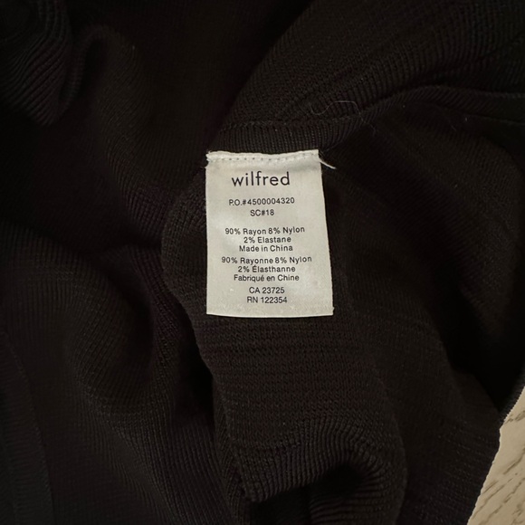 Wilfred Skirt from Aritzia - Picture 5 of 5